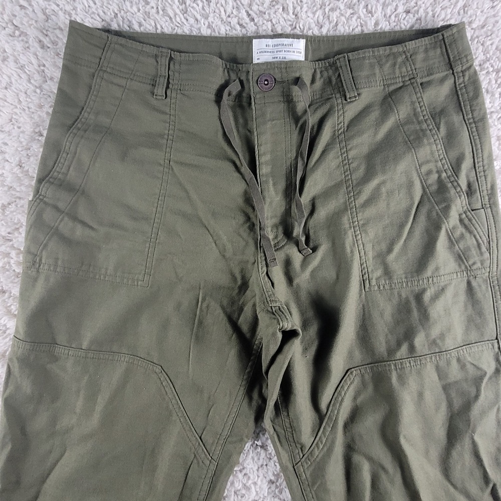 REI Co-op Trailsmith Pants Mens 38x32 Green Excellent Utility Hiking Outdoor - Picture 4 of 15